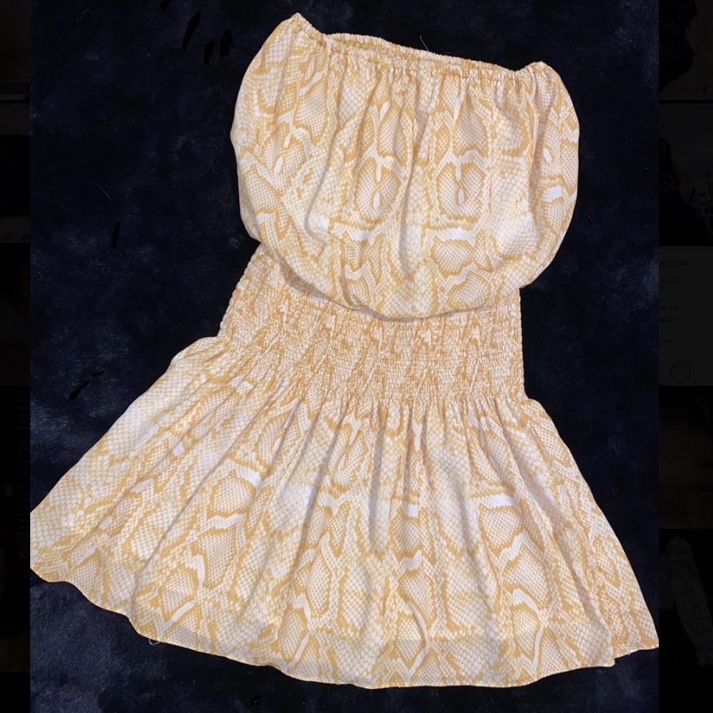 Yellow strapless snakeskin dress